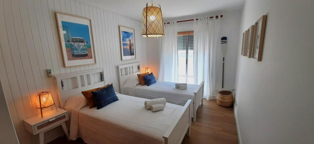 Apartamento T2 Vista Rio Arade - Portimao Exterior photo